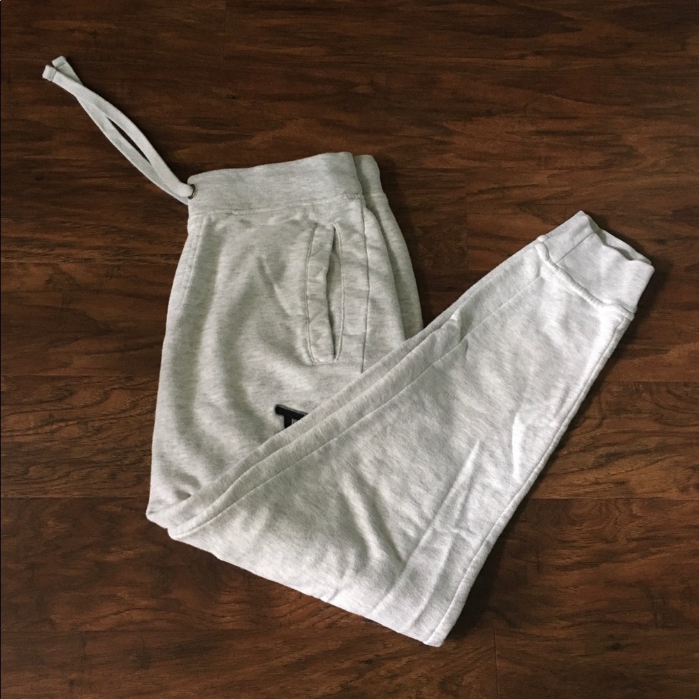 Aeropostale Light Grey Medium Sweatpants